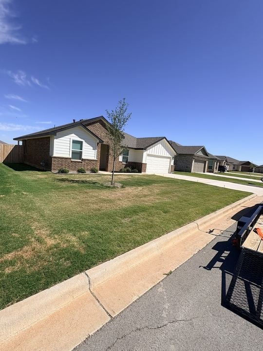 Edge Detail, biweekly mow lawn service in Abilene, TX